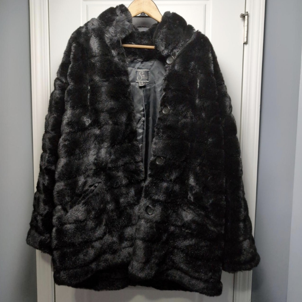 Vintage Sin by Morgan Cooper faux fur jacket